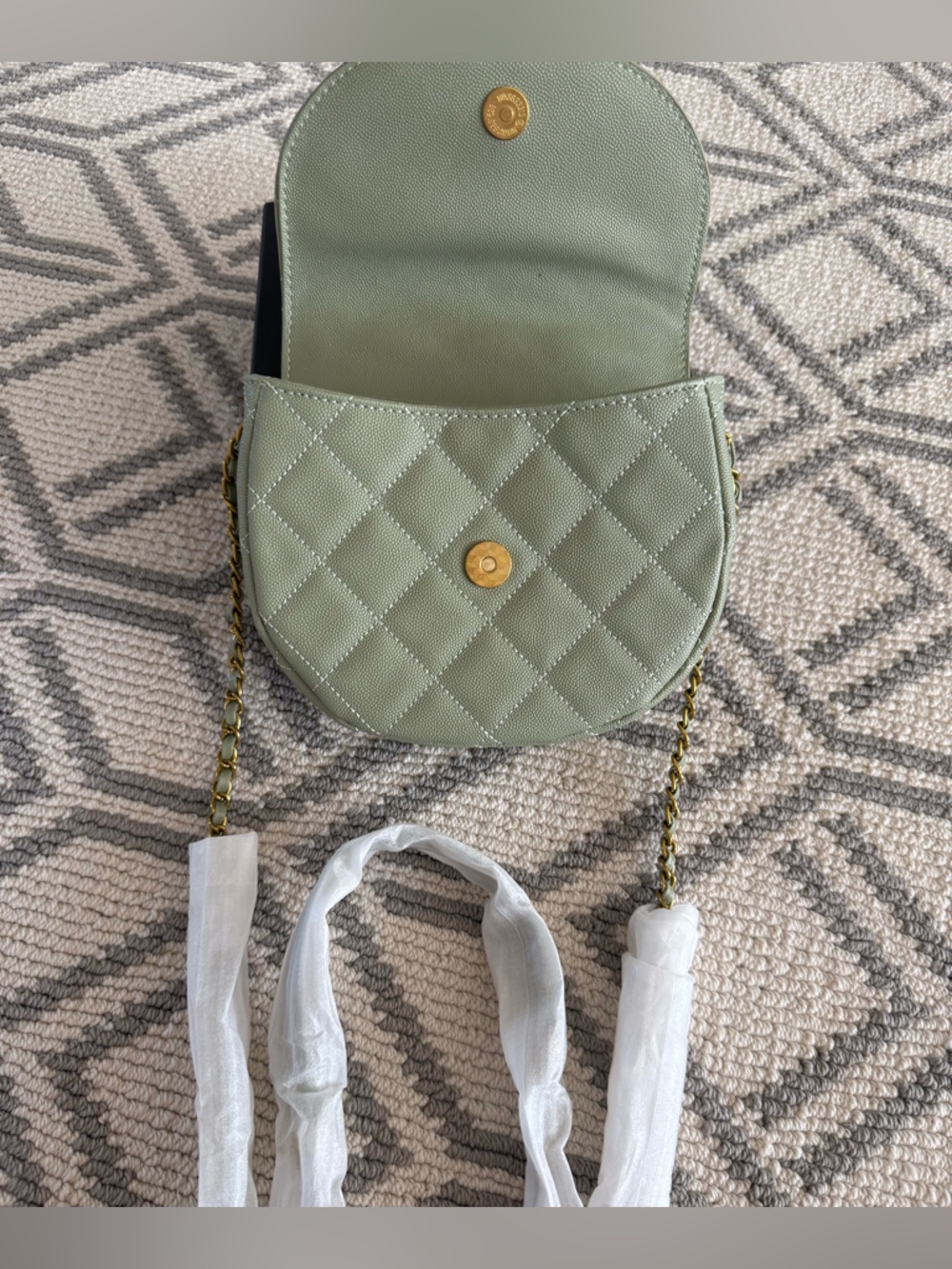 💚VIP GWP CHANEL 💚Quilted Mini Flap Purse - Picture 8 of 16